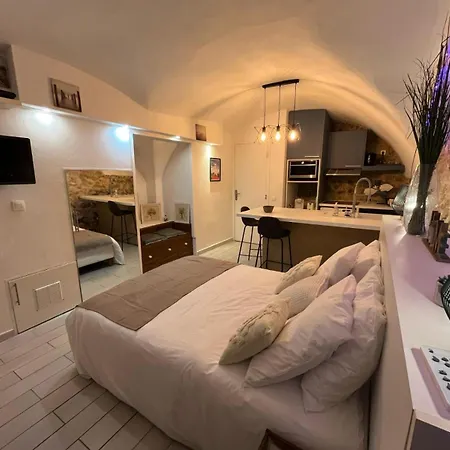 De Charme Au Suquet Apartment *